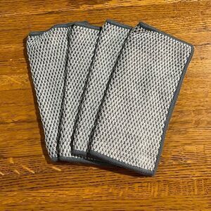 Norwex Napkins Set of 4 Graphite with dark trim NWOT
